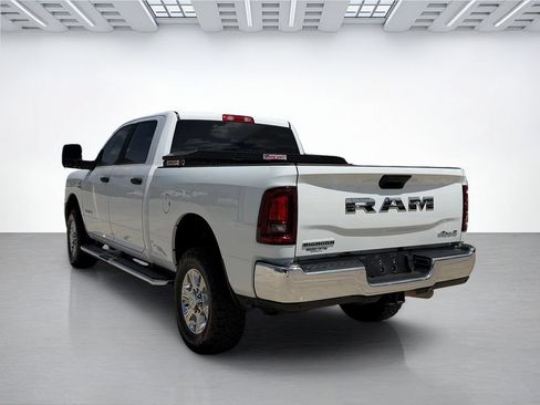 Used 2025 RAM 2500 Big Horn AWD/4WD image 5