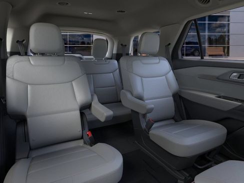 New 2026 Ford Explorer Active w/ Active Comfort Package AWD/4WD image 11
