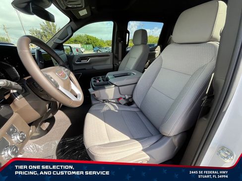 New 2026 GMC Sierra 1500 SLE RWD image 10