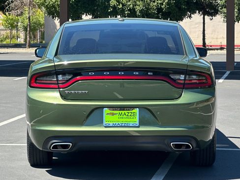 Used 2022 Dodge Charger SXT RWD image 12