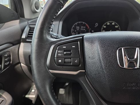 Used 2025 Honda Ridgeline RTL image 25