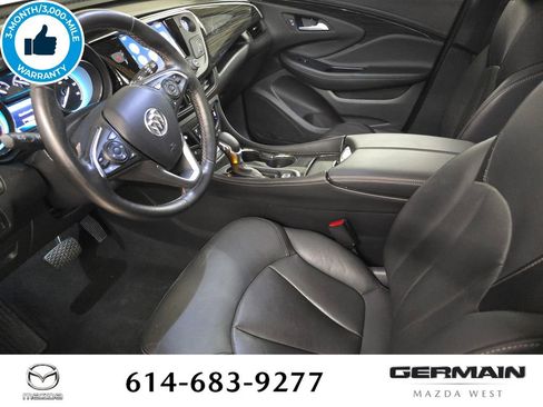 Used 2017 Buick Envision Essence FWD image 19