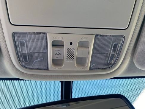Used 2016 Honda CR-V EX-L image 16