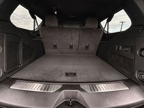 New 2026 GMC Yukon XL Denali w/ Sun & Power Step Package image 27