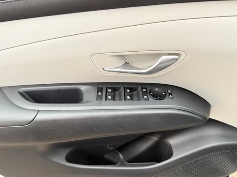 Used 2025 Hyundai Tucson SEL image 16
