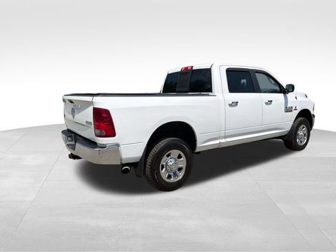 Used 2016 RAM 2500 SLT AWD/4WD image 3