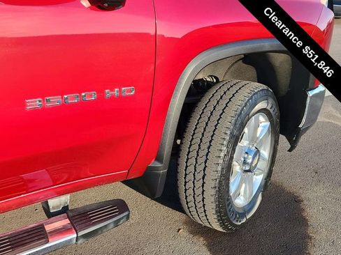 Used 2022 Chevrolet Silverado 3500 LTZ w/ LTZ Premium Package image 17