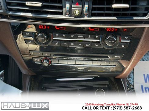 Used 2017 BMW X5 xDrive50i AWD/4WD image 28
