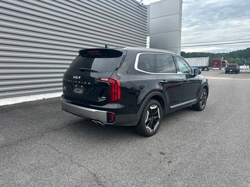 Used 2025 Kia Telluride S AWD/4WD image 5