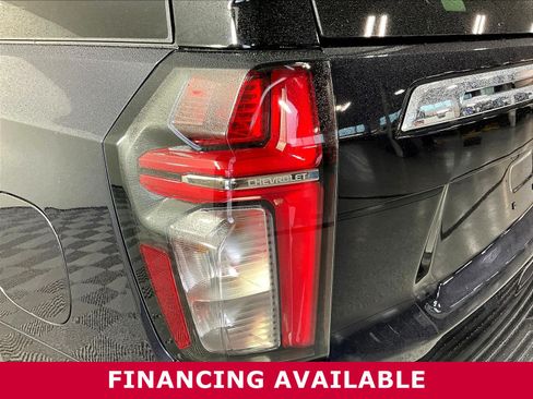 Used 2023 Chevrolet Tahoe Premier AWD/4WD image 21
