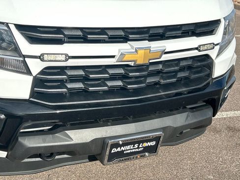 Used 2022 Chevrolet Colorado LT w/ Fleet Safety Package image 31