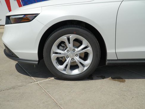 New 2026 Honda Accord LX image 12