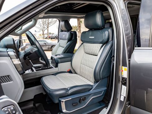 Used 2024 Ford F250 Limited w/ FX4 Off-Road Package image 30