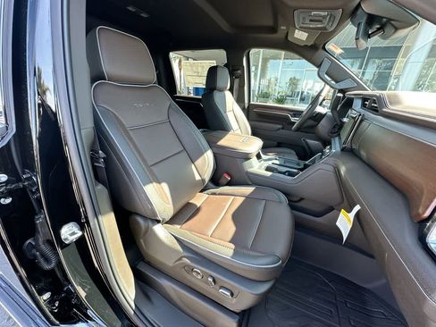 New 2025 GMC Sierra 2500 Denali image 28