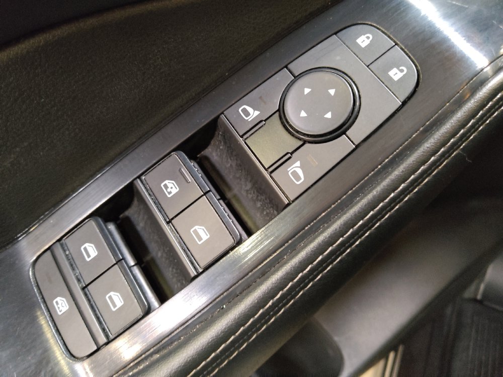 Used 2024 Nissan Rogue SV FWD image 27