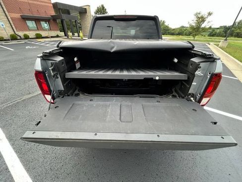 Used 2024 Honda Ridgeline Sport image 10