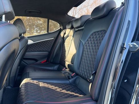 Used 2021 Genesis G70 3.3T w/ Sport Package image 13