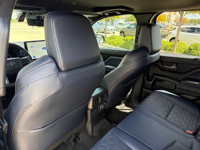 Used 2026 Toyota 4Runner Platinum AWD/4WD image 30