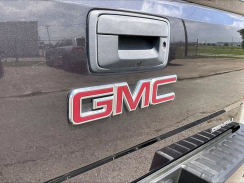 Used 2015 GMC Sierra 1500 Denali w/ Driver Alert Package AWD/4WD image 27