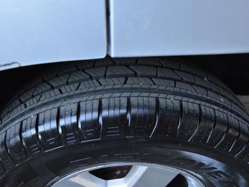 Used 2008 Nissan Xterra S w/ Supplemental Air Bag Pkg image 64