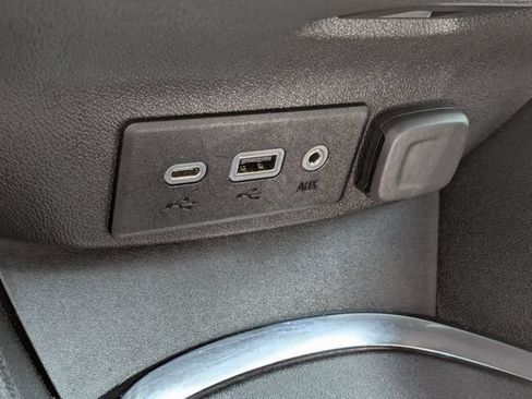 Used 2021 Chevrolet Malibu RS FWD image 20