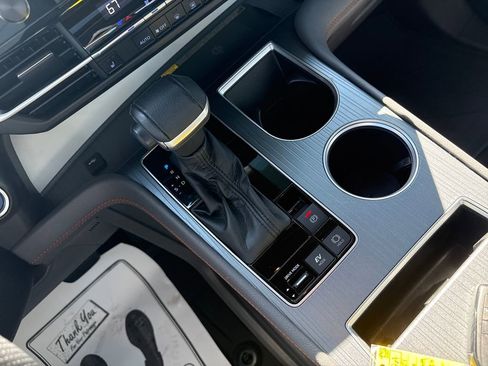 Used 2021 Toyota Sienna XSE image 29