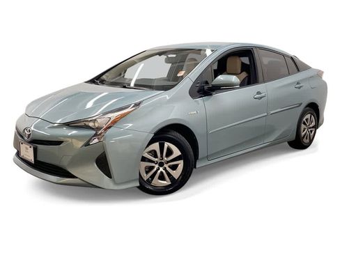 Used 2016 Toyota Prius Four image 1