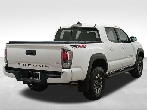Used 2021 Toyota Tacoma TRD Off-Road w/ Technology Package AWD/4WD image 3