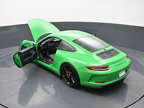 Used 2018 Porsche 911 GT3 RWD image 24