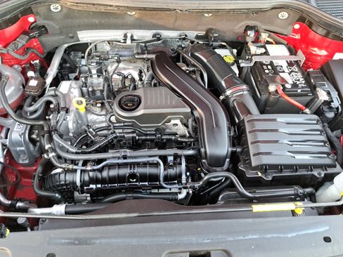 Used 2024 Volkswagen Taos SE image 26