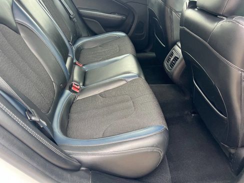 Used 2015 Chrysler 200 S w/ Comfort Group image 18