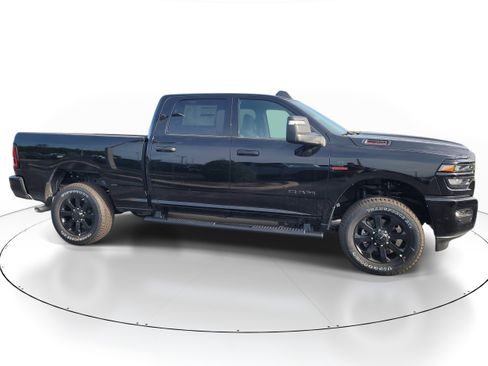 New 2026 RAM 2500 Big Horn AWD/4WD image 5