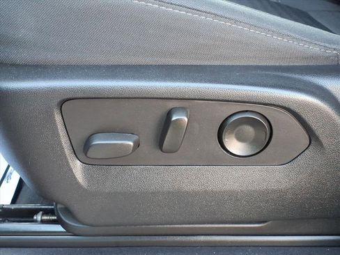 Certified 2022 Chevrolet Silverado 1500 Custom w/ Rally Edition image 12