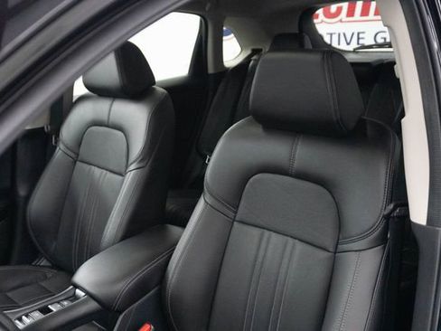 Certified 2026 Honda HR-V EX-L image 16