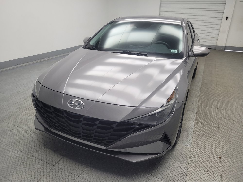 Used 2021 Hyundai Elantra SEL FWD image 15