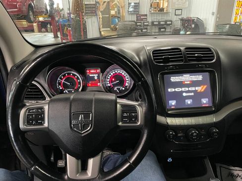 Used 2017 Dodge Journey Crossroad w/ Rear Seat Video Group AWD/4WD image 7