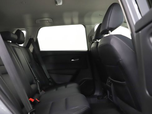 Used 2024 Nissan Rogue SL image 12