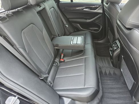 Used 2024 BMW X3 M40i w/ Premium Package image 28