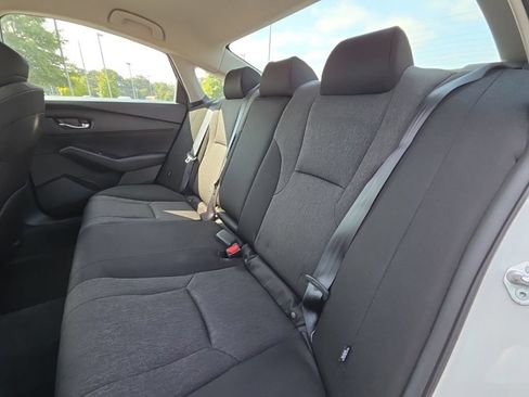 Used 2023 Honda Accord LX image 12