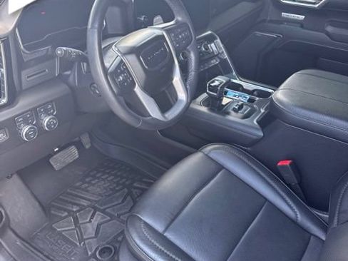 Used 2023 GMC Sierra 1500 Denali AWD/4WD image 6