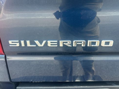 Used 2021 Chevrolet Silverado 1500 Custom image 5