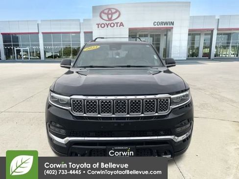 Used 2023 Jeep Grand Wagoneer L Series III w/ Rear Seat Video Group 1 image 8