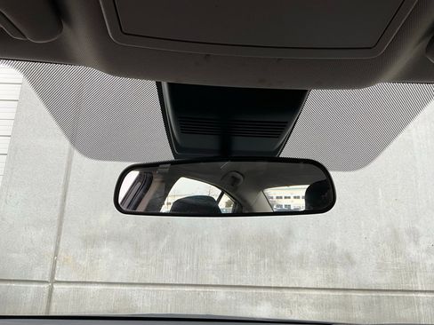 Used 2025 Nissan Altima 2.5 SV image 18