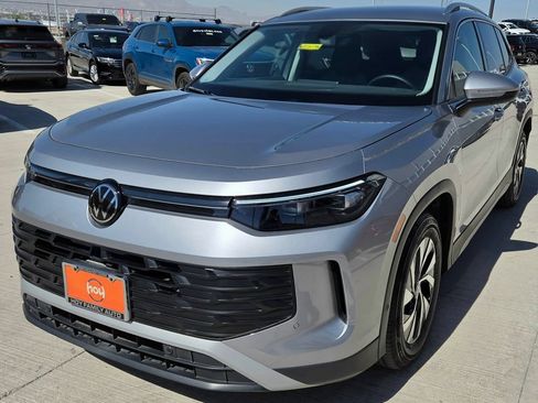 Certified 2026 Volkswagen Tiguan S FWD image 3