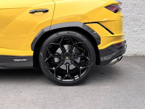 Used 2023 Lamborghini Urus Performante AWD/4WD image 54