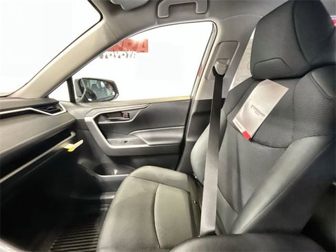 New 2025 Toyota RAV4 LE image 31