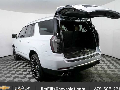 New 2026 Chevrolet Tahoe High Country AWD/4WD image 35