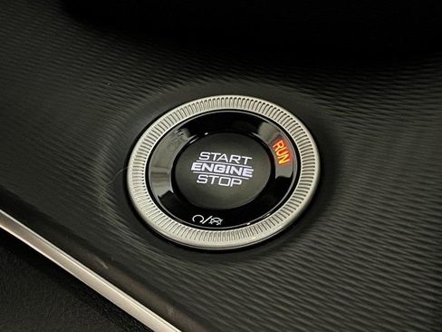 New 2025 Jeep Grand Cherokee L Laredo w/ Luxury Tech Group I image 24