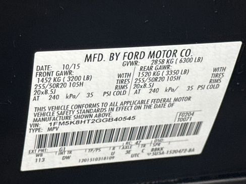 Used 2016 Ford Explorer Platinum image 32