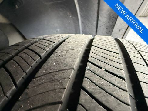 Used 2022 Hyundai Tucson Limited AWD/4WD image 9